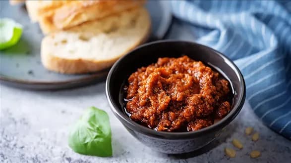 Pesto z suszonych pomidorów