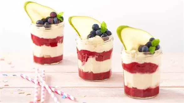 Deser gruszkowo-malinowy