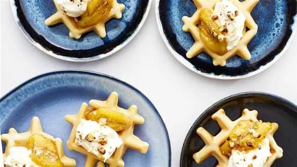 Gofry z kokosową śmietanką