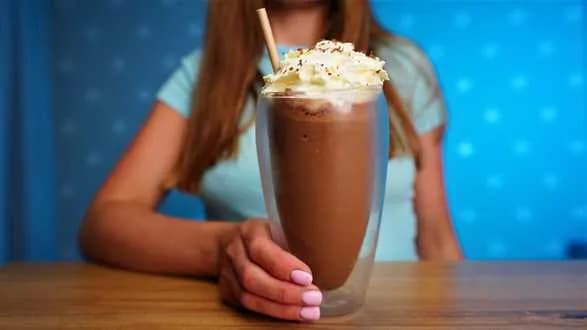 Shake czekoladowy z trzech składników