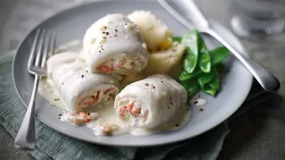 Roladki z gładzicy z nadzieniem krabowym