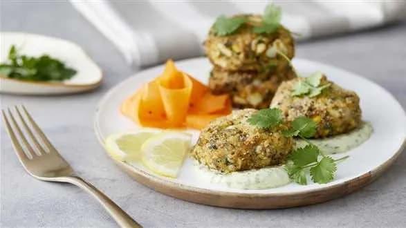 Kotlety jajeczne z ciecierzycą