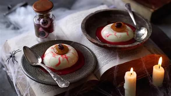 Halloweenowa panna cotta
