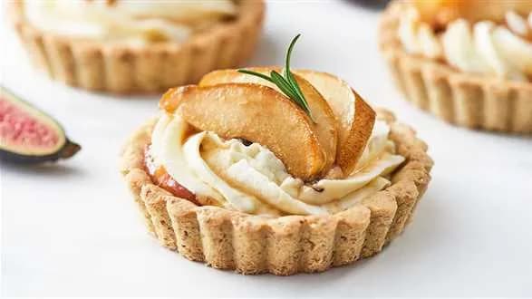 Tartaletki bezglutenowe z musem figowym i gruszką