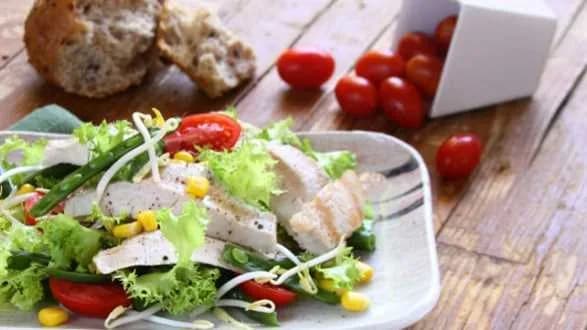 Sałatka z kiełkami fasoli