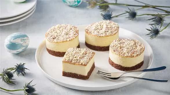 Kokosowy sernik na bezglutenowym spodzie