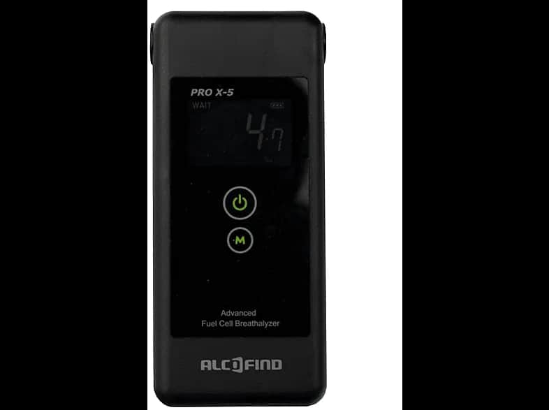 Ile kosztuje alkomat na stacji? Sprawdź ceny i dostępność teraz