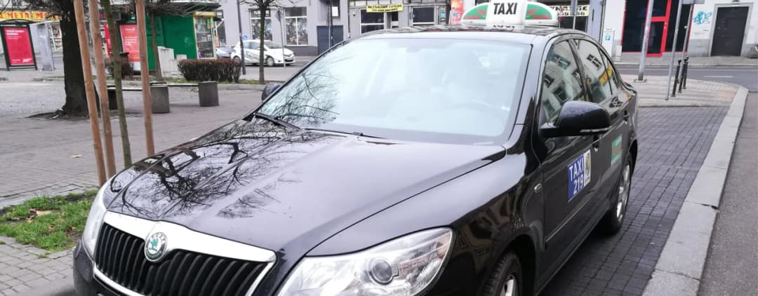 Ile kosztuje taxi z Bytomia do Katowic? Sprawdź, co wpływa na ceny