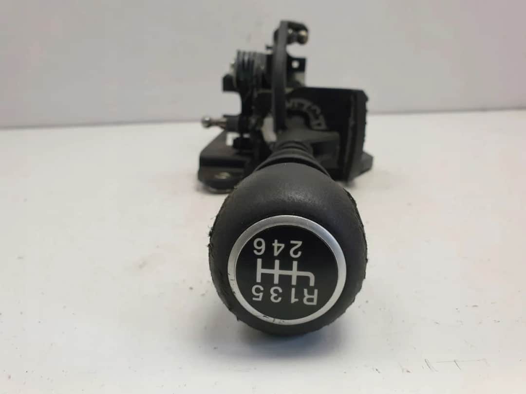 Fiat Doblo gdzie jest lewarek? Sprawdź lokalizację i uniknij problemów z naprawą