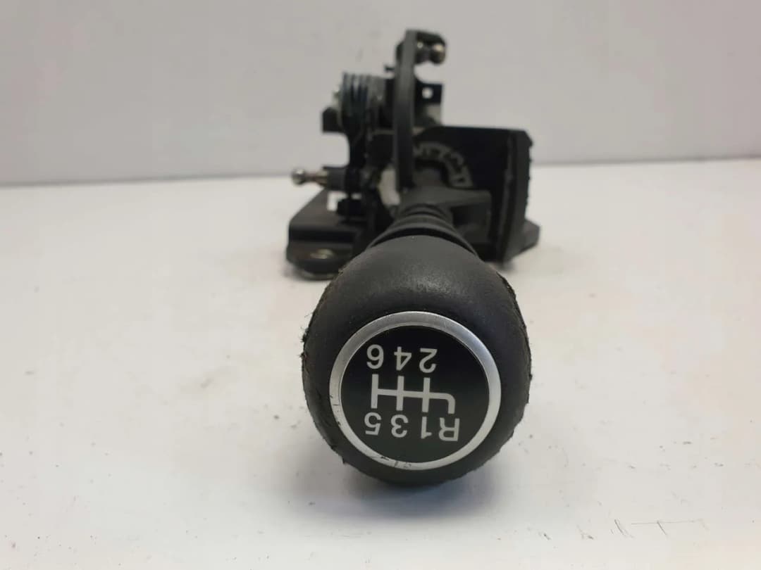 Fiat Doblo gdzie jest lewarek? Sprawdź lokalizację i uniknij problemów z naprawą