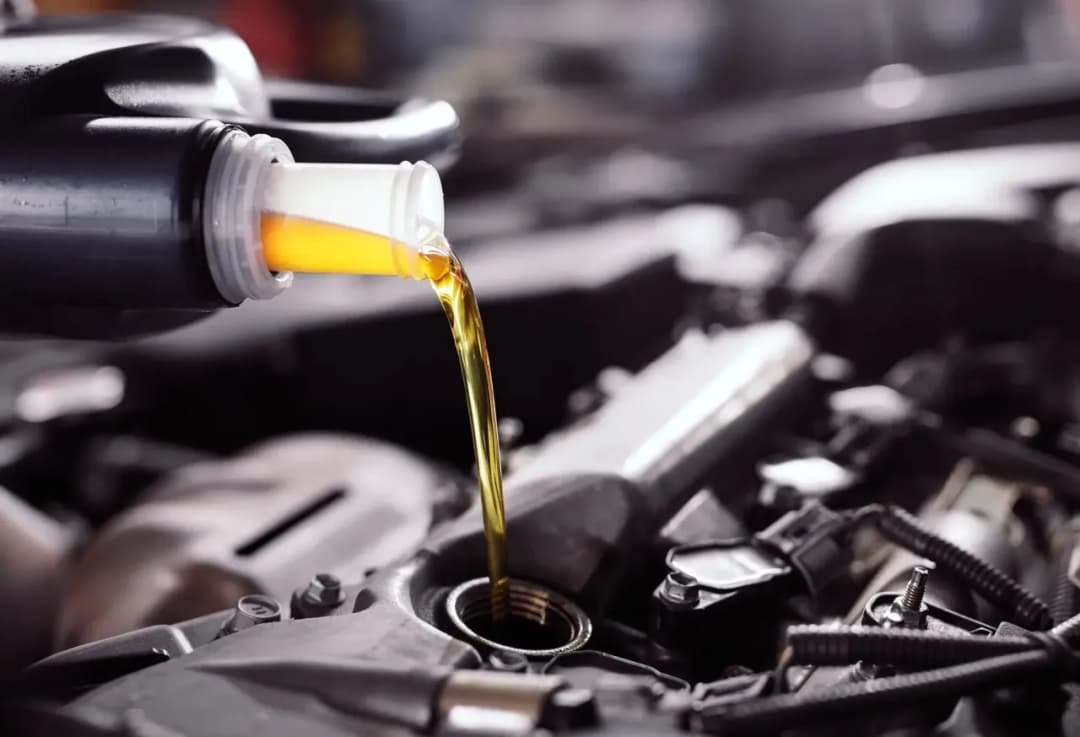 Co ile motogodzin wymiana oleju T25? Uniknij kosztownych błędów